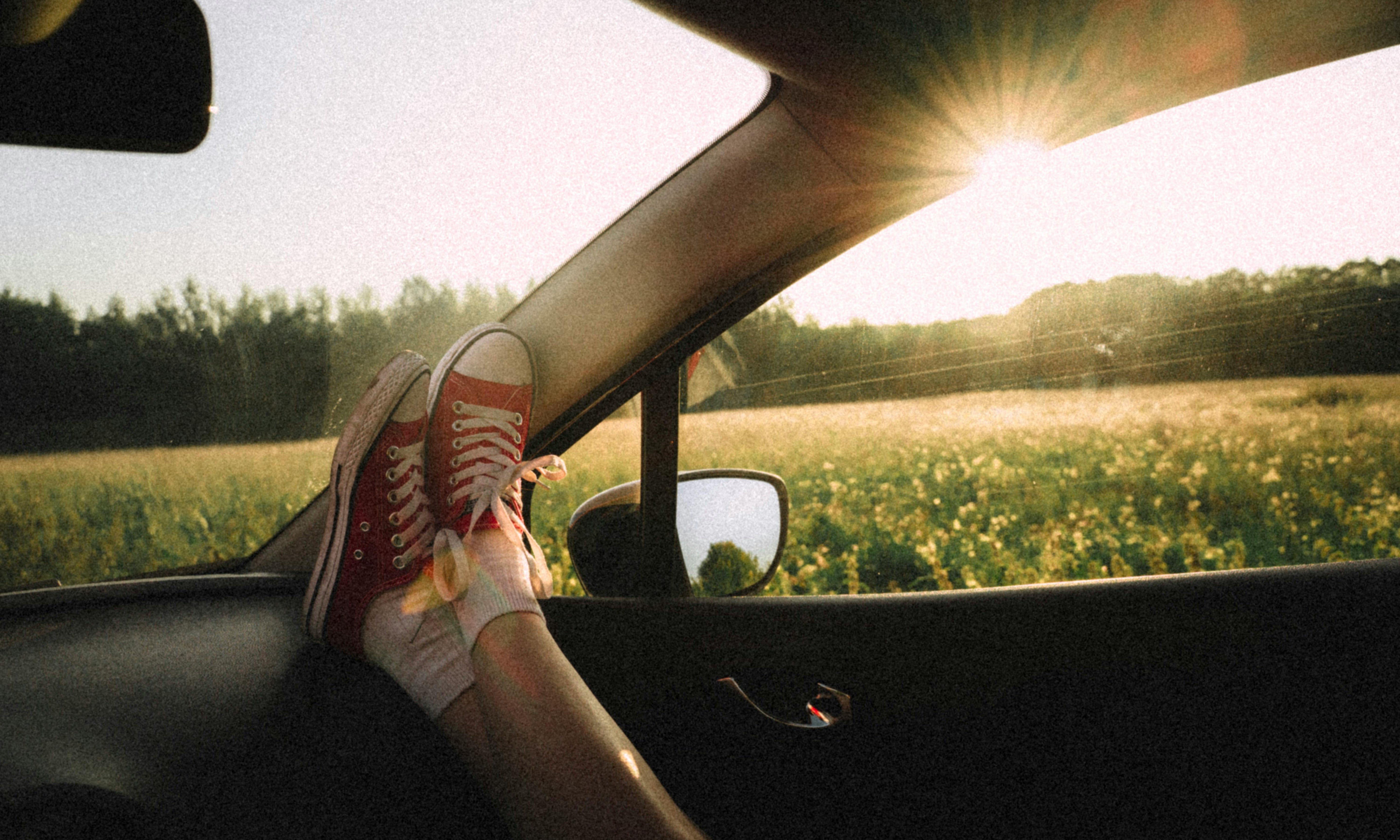 Analog Road Trips: Capturing Your Travels in a Physical Journal